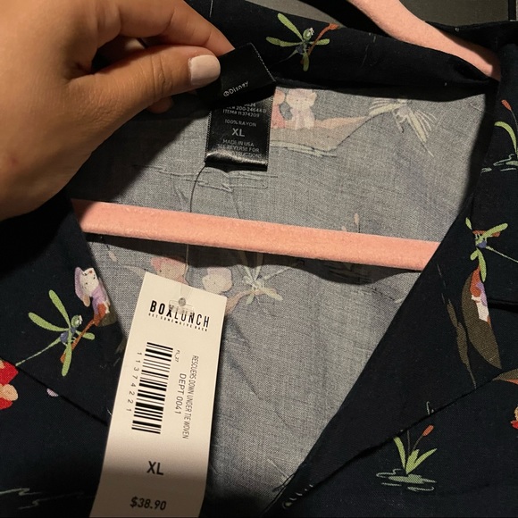 NWT Her Universe Disney The Rescuers Tie Woven Button-Up - BoxLunch Exclusive - Picture 6 of 6